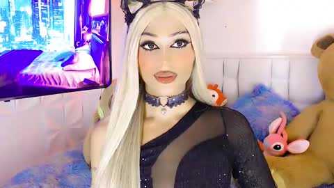 Snapshot of amal_baddel_ chatting on February 9, 10:20 am amal_baddel_ online show from February 9, 10:20 am