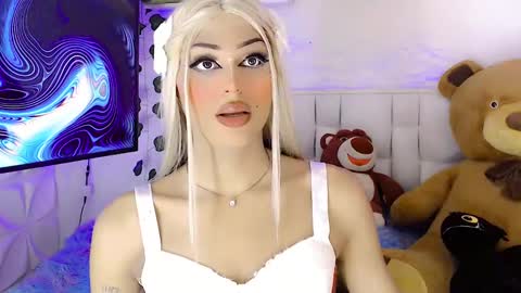 Snapshot of amal_baddel_ chatting on February 28, 11:36 am amal_baddel_ online show from February 28, 11:36 am