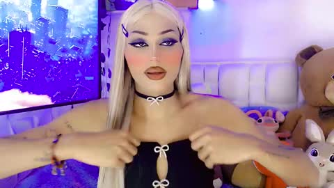 Snapshot of amal_baddel_ chatting on March 6, 6:30 am amal_baddel_ online show from March 6, 6:30 am