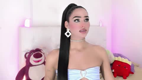 Snapshot of amal_baddel_ chatting on November 27, 2:52 pm amal_baddel_ online show from November 27, 2:52 pm