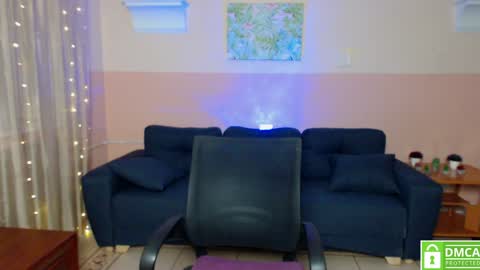 Snapshot of amali_ivanna_smit chatting on January 21, 12:29 pm Ivanna online show from January 21, 12:29 pm