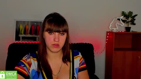 Snapshot of amali_ivanna_smit chatting on February 10, 11:57 am Ivanna online show from February 10, 11:57 am