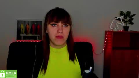 Snapshot of amali_ivanna_smit chatting on February 20, 12:15 pm Ivanna online show from February 20, 12:15 pm