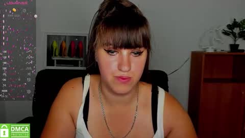 Snapshot of amali_ivanna_smit chatting on September 11, 11:21 am Ivanna online show from September 11, 11:21 am