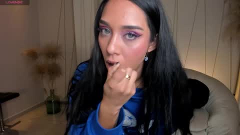 Snapshot of amalia_cruss chatting on September 18, 8:55 pm Amalia cruss online show from September 18, 8:55 pm