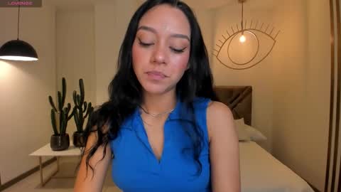 Snapshot of amalia_cruss chatting on October 26, 12:00 pm Amalia cruss online show from October 26, 12:00 pm