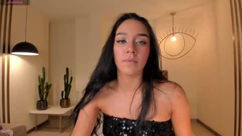 Snapshot of amalia_cruss chatting on November 25, 7:47 pm Amalia cruss online show from November 25, 7:47 pm