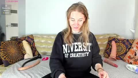 Amalia online show from April 17, 10:18 am