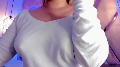 Amalia Im Back See you soon this January 7 at 10 pm Colombia time online show from February 4, 8:24 am