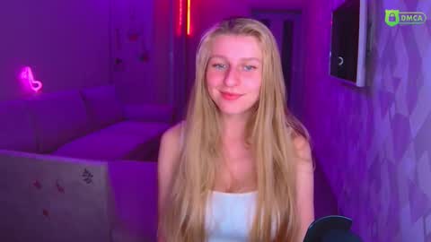 Amalia online show from November 16, 2:33 pm