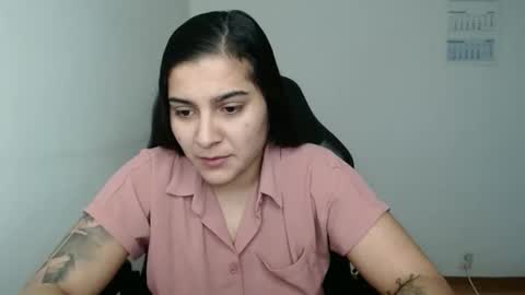 The queen of the biceps  online show from February 23, 6:22 am