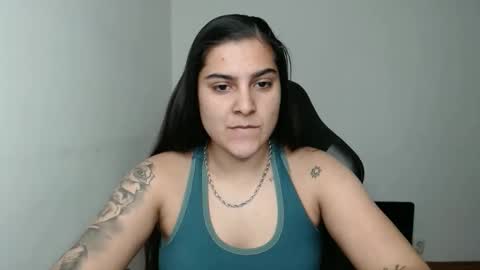 The queen of the biceps  online show from April 13, 2:44 pm