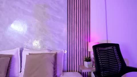 Luisa online show from May 31, 1:03 am