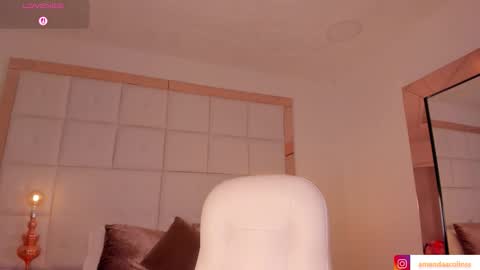 Snapshot of amanda_colin chatting on December 4, 9:12 pm Amanda online show from December 4, 9:12 pm