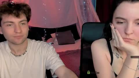 amanda_dark_ online show from March 29, 4:07 pm