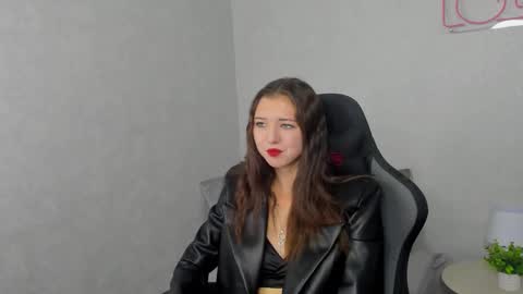 Snapshot of amanda_reedd chatting on October 5, 8:12 am Amanda online show from October 5, 8:12 am