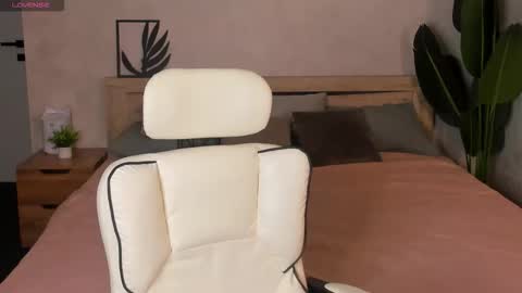 Snapshot of amanda_reedd chatting on November 11, 7:41 am Amanda online show from November 11, 7:41 am