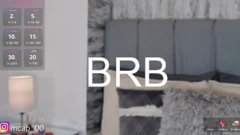 Snapshot of amanda_woods_ chatting on November 17, 4:07 am Amanda online show from November 17, 4:07 am