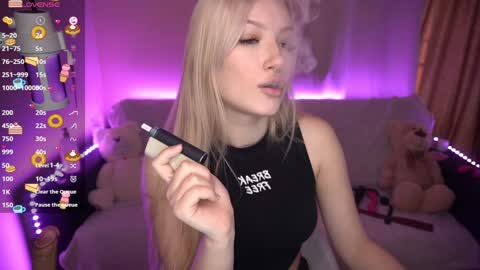 Amanda online show from December 13, 1:12 pm