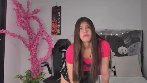 Snapshot of amandabrooks_18 chatting on October 6, 3:26 am Amanda online show from October 6, 3:26 am