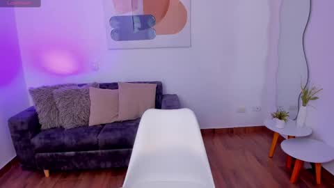 Amanda  online show from October 19, 5:46 pm