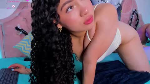 amandalee26 online show from October 25, 6:57 pm