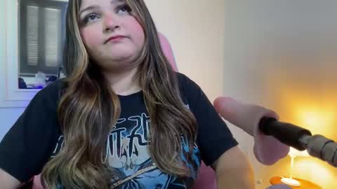 Snapshot of amandhaaa chatting on October 24, 3:52 pm Amandha online show from October 24, 3:52 pm