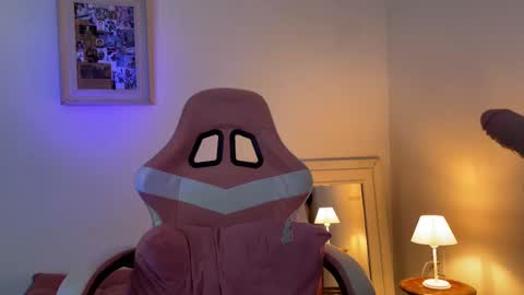 Snapshot of amandhaaa chatting on November 9, 4:49 pm Amandha online show from November 9, 4:49 pm