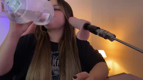 Snapshot of amandhaaa chatting on November 11, 10:21 pm Amandha online show from November 11, 10:21 pm