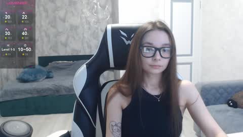 Snapshot of amaneli chatting on January 23, 1:13 pm Mila online show from January 23, 1:13 pm