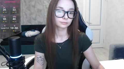 Snapshot of amaneli chatting on February 6, 11:10 am Mila online show from February 6, 11:10 am