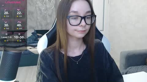 Snapshot of amaneli chatting on February 27, 2:43 pm Mila online show from February 27, 2:43 pm