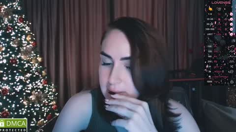 Snapshot of amara_campbell chatting on December 24, 4:11 am amara campbell online show from December 24, 4:11 am