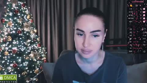 Snapshot of amara_campbell chatting on December 24, 11:28 am amara campbell online show from December 24, 11:28 am