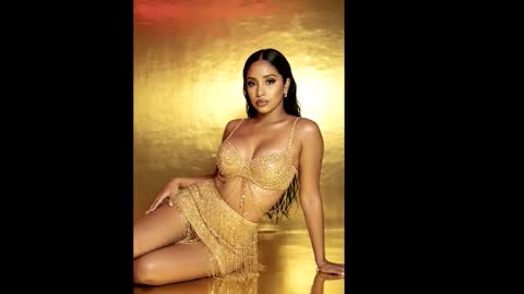 Snapshot of amara_lux chatting on November 19, 4:51 pm Amara Lux online show from November 19, 4:51 pm