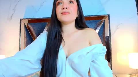 Snapshot of amara_vega chatting on November 14, 6:01 am Amara Vega online show from November 14, 6:01 am