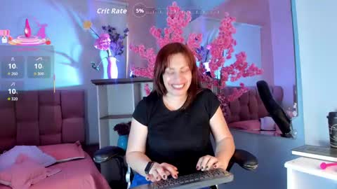 Snapshot of amaramoon_ chatting on September 24, 8:34 pm AmaraMoon online show from September 24, 8:34 pm