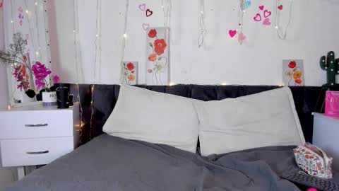 Snapshot of amaramoon_ chatting on November 5, 7:58 pm AmaraMoon online show from November 5, 7:58 pm