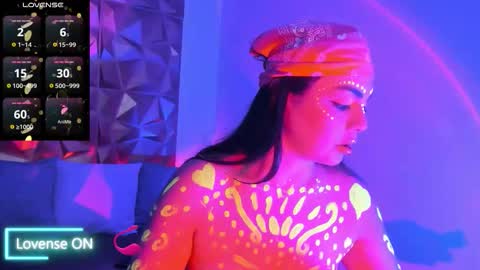 Snapshot of amarantha_naughty chatting on October 31, 8:32 pm Amarantha online show from October 31, 8:32 pm