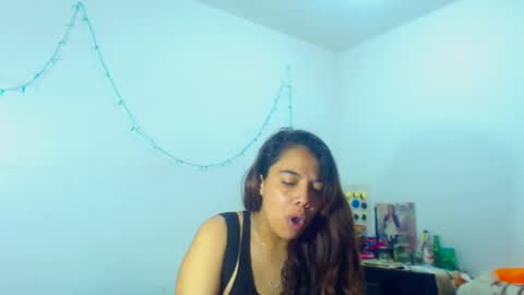 Snapshot of amararoberts08 chatting on December 12, 7:26 pm Amara Julia online show from December 12, 7:26 pm