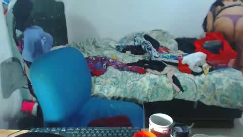 Snapshot of amararoberts08 chatting on September 26, 4:38 am Amara Julia online show from September 26, 4:38 am