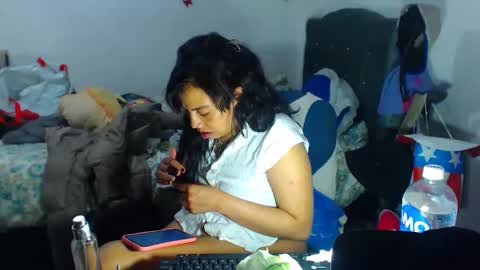 Snapshot of amararoberts08 chatting on October 8, 4:32 am Amara Julia online show from October 8, 4:32 am