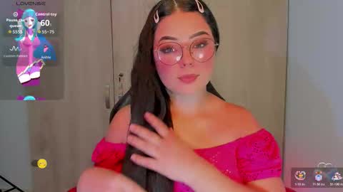 Snapshot of amaravelvet chatting on November 30, 7:40 pm amaravelvet online show from November 30, 7:40 pm