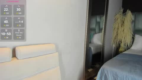 Emily online show from February 21, 12:06 pm