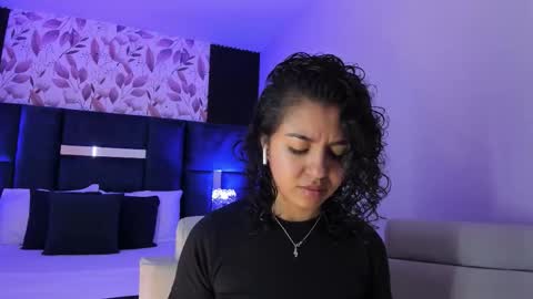 Emily online show from October 15, 11:10 am