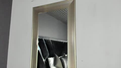 Emily online show from April 5, 10:12 am