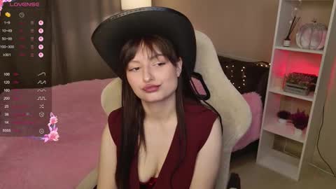 Snapshot of amarisceleste chatting on November 6, 7:20 am Amaris online show from November 6, 7:20 am