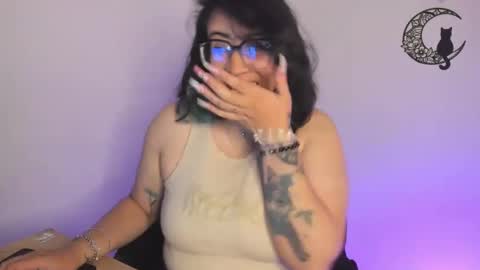 Snapshot of amaryllis_vizcaya chatting on January 25, 4:45 am Katt online show from January 25, 4:45 am