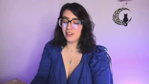 Snapshot of amaryllis_vizcaya chatting on January 28, 12:36 am Katt online show from January 28, 12:36 am