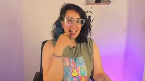 Snapshot of amaryllis_vizcaya chatting on March 6, 3:02 am Katt online show from March 6, 3:02 am